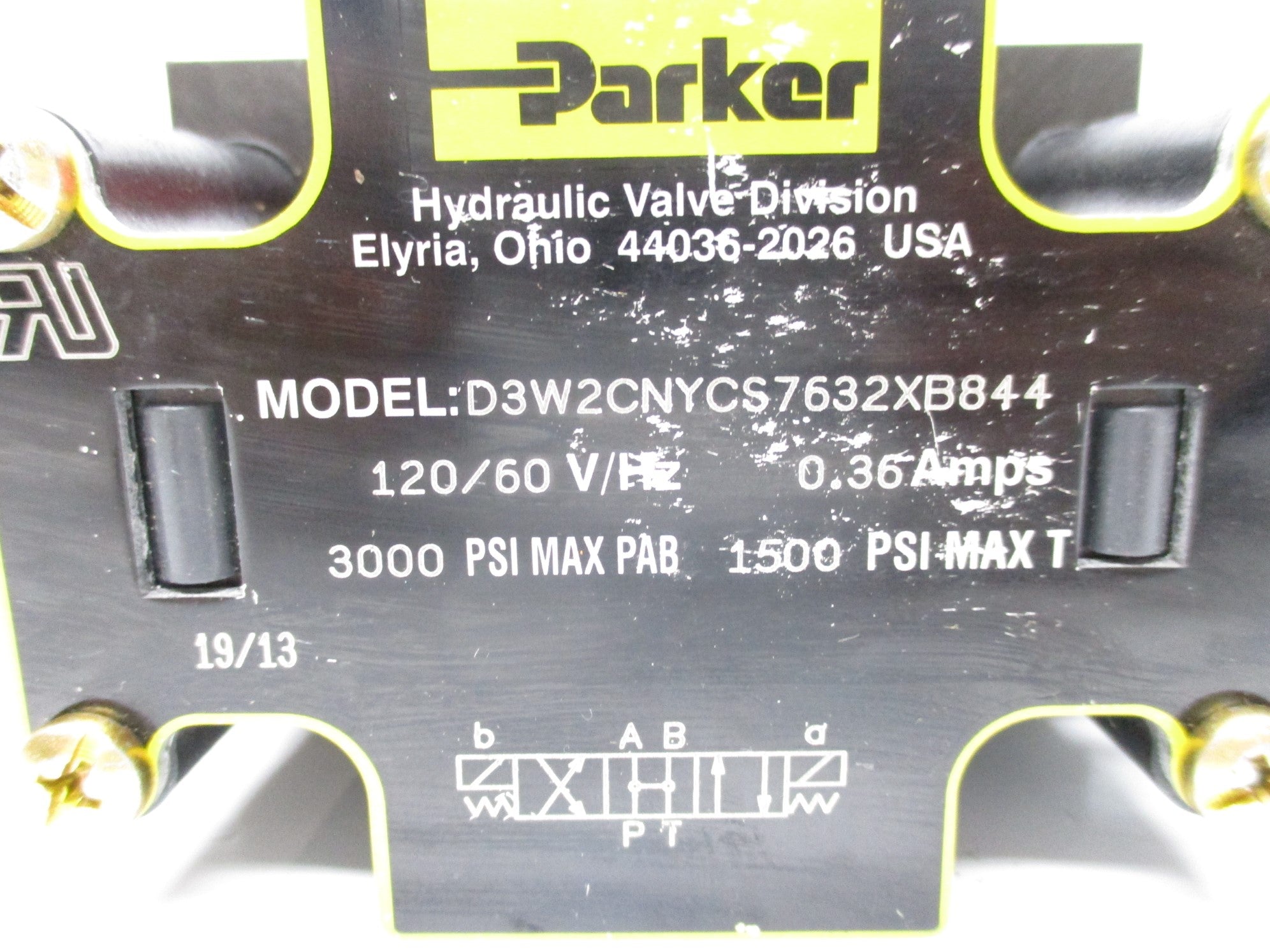 PARKER D3W2CNYCS7632XB844 120VAC 0.36A 1500/3000PSI NSNP