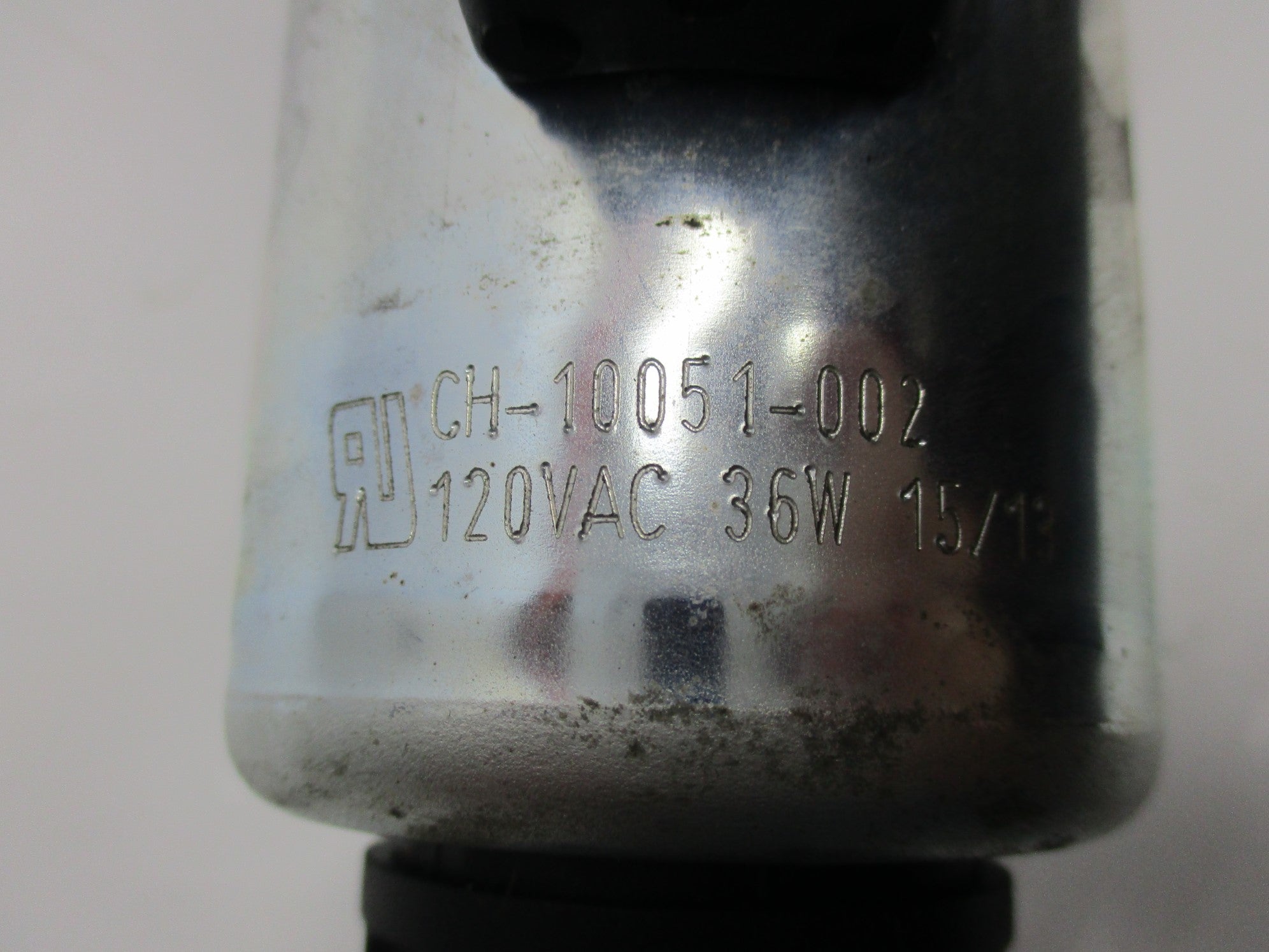 PARKER D3W2CNYCS7632XB844 120VAC 0.36A 1500/3000PSI NSNP