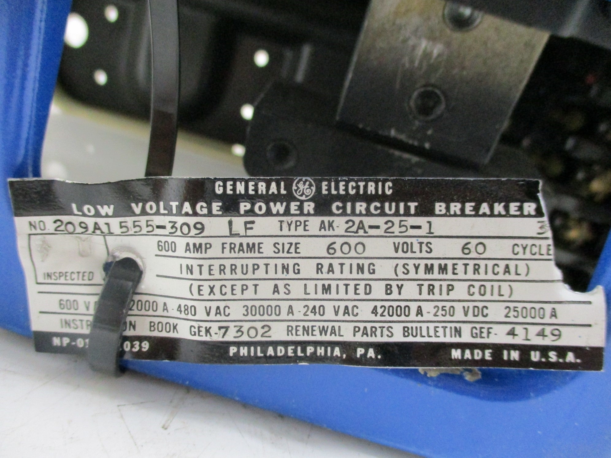 GENERAL ELECTRIC 209A1555-309-LF AK2A-25-1 600A 600V REMAN