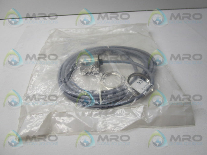 BALLUFF BES516-327-G-E4-Y-03 INDUCTIVE SENSOR  NSMP