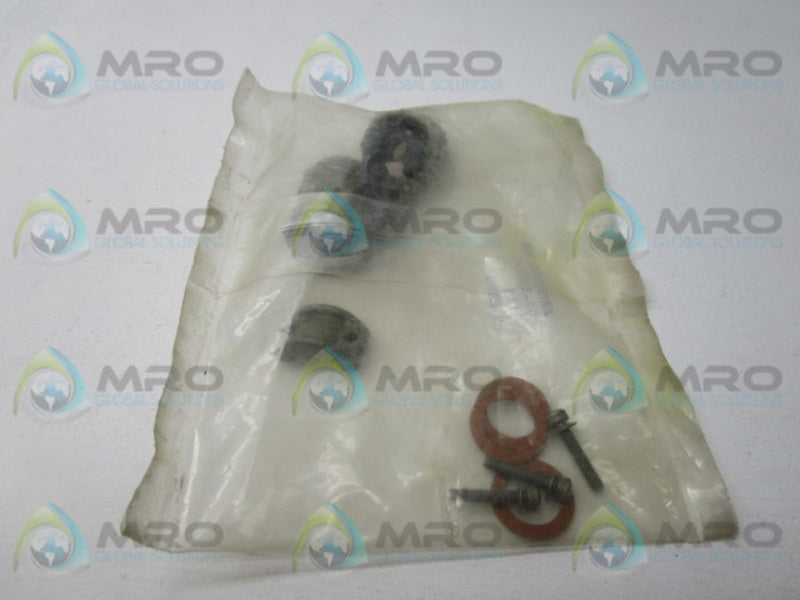 AMPHENOL 97-3057-6 CABLE CLAMP (PKG OF 2)  NSMP