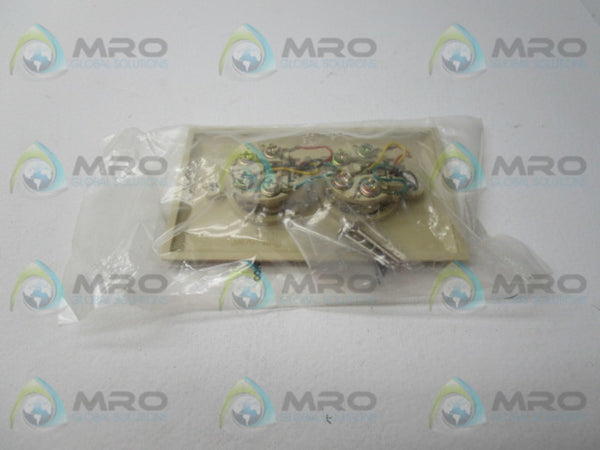 ALLEN TEL PRODUCTS AT217-4 WALL JACK FLUSH MOUNT 2PORT  NSMP