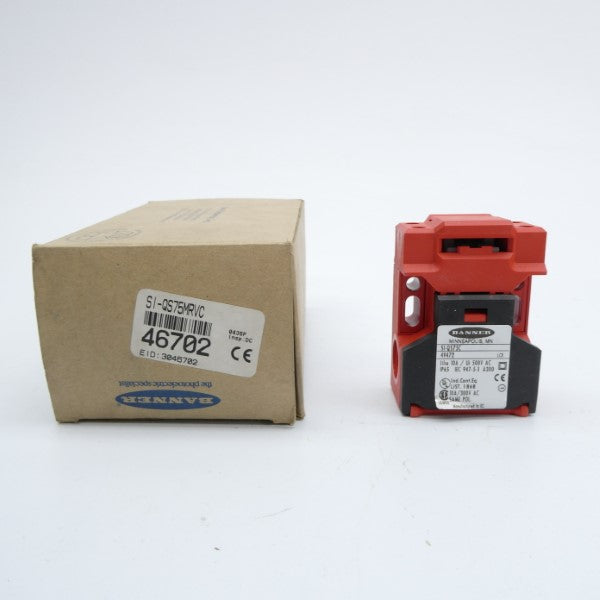 BANNER ENGINEERING SI-QS75MRVC 46702 500VAC 10A (RED) NSMP