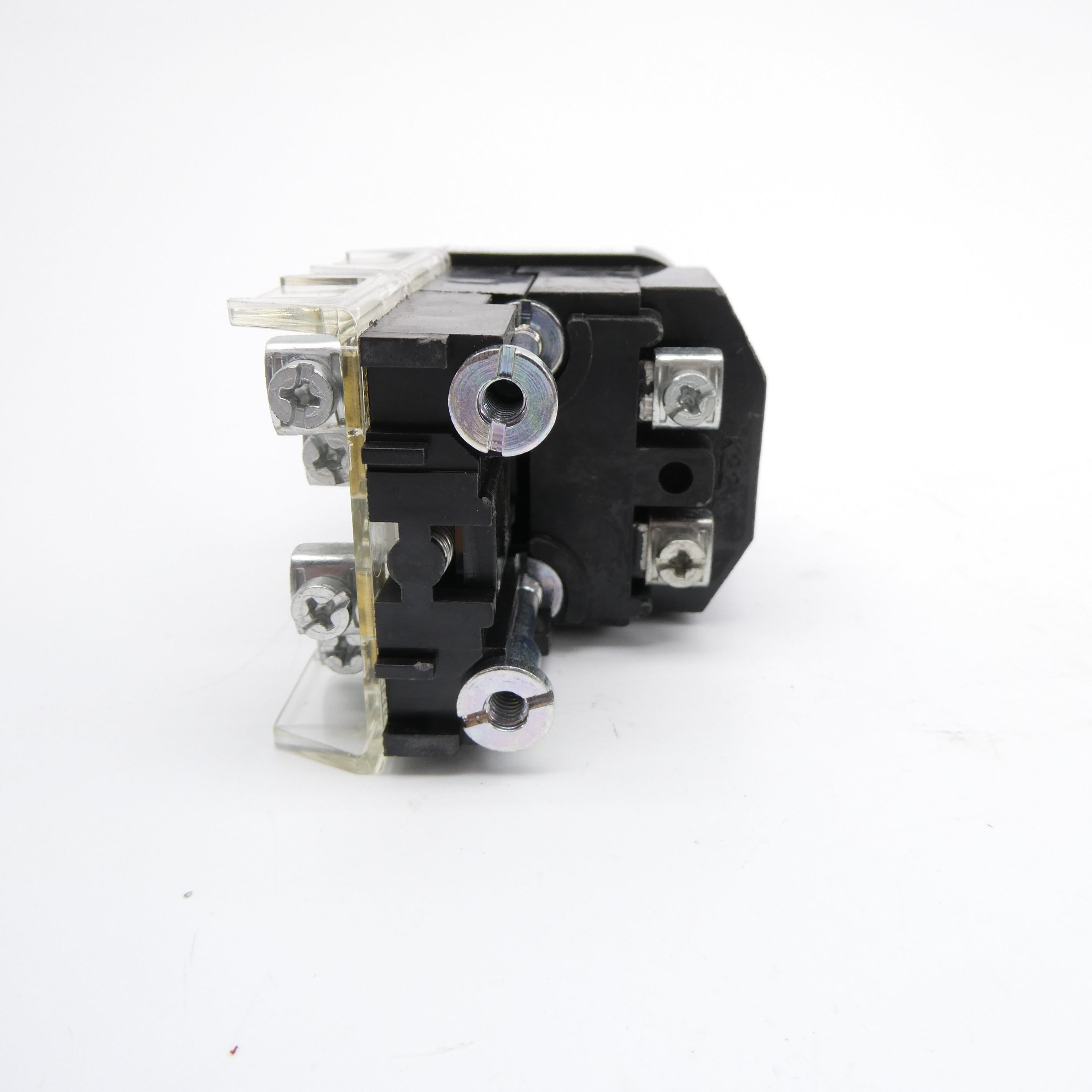 ALLEN BRADLEY 800T-16HR2KB6AA SER. U 120V NSNP