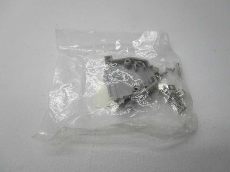 SPC PS-D503-25 D SUB PLASTIC COVER  NSMP