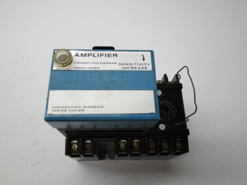 MICROSWITCH FMBA PROXIMITY CONTROL 120VAC (AS PICTURED)  UNMP