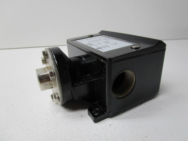 ASHCROFT B420SXFS 125/250VAC 15A 30PSI NSMP