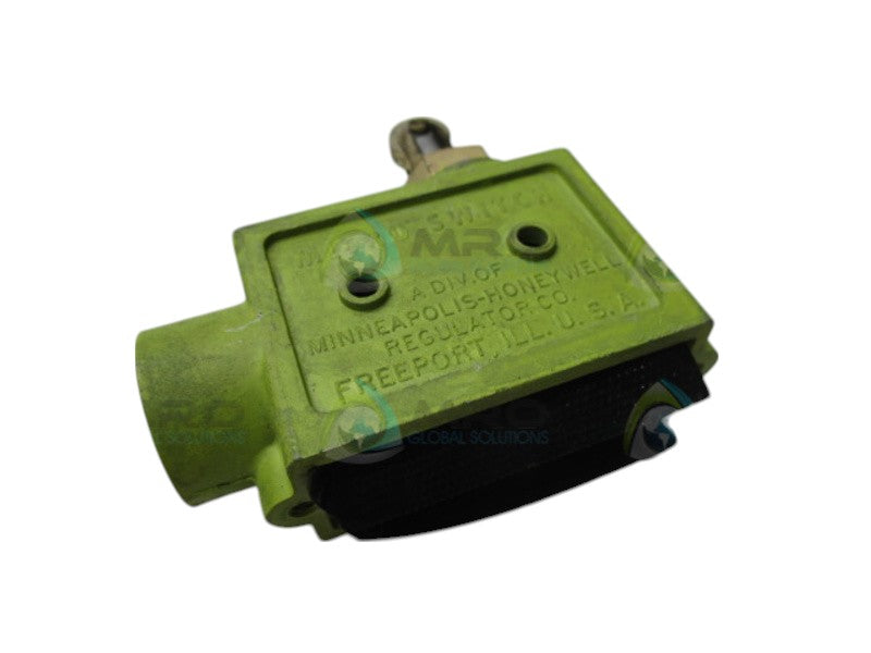 MICRO SWITCH BZE-7RQ9T REGULATOR  UNMP