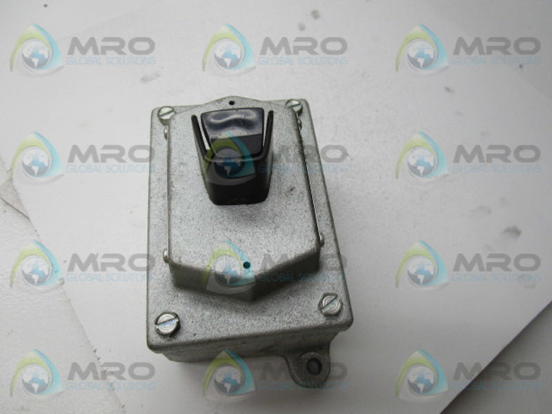CROUSE-HINDS EFS2155 PUSHBUTTON  UNMP