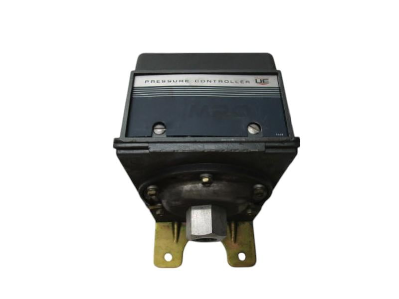 UNITED ELECTRIC CONTROLS TYPE J302 PRESSURE CONTROLLER  UNMP