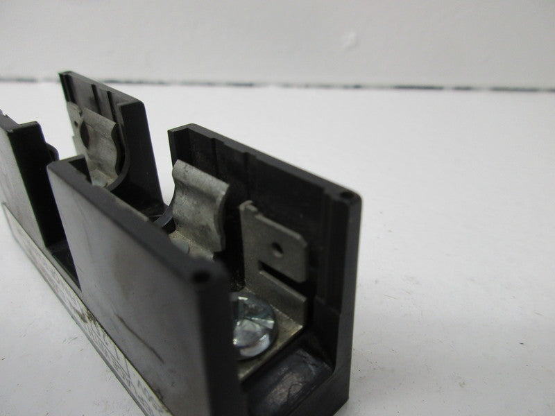 CONNECTRON M631-66 FUSE HOLDER 600V 30A  UNMP