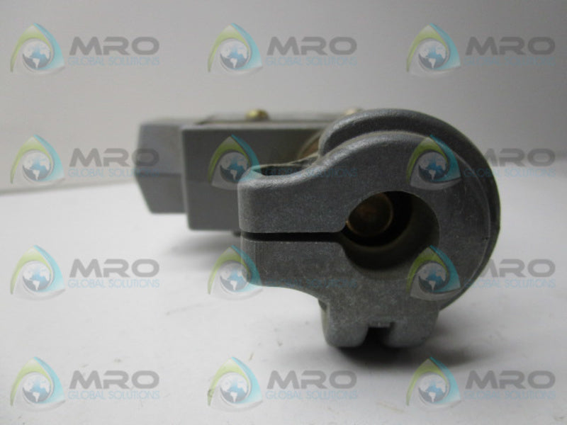 MICRO SWITCH BZE6-2RN194 (GREY)(MISSING BASE)  UNMP