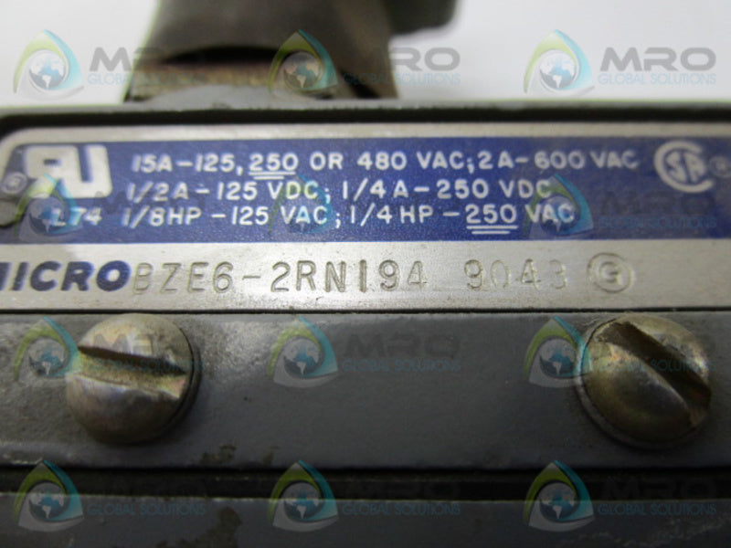 MICRO SWITCH BZE6-2RN194 (GREY)(MISSING BASE)  UNMP
