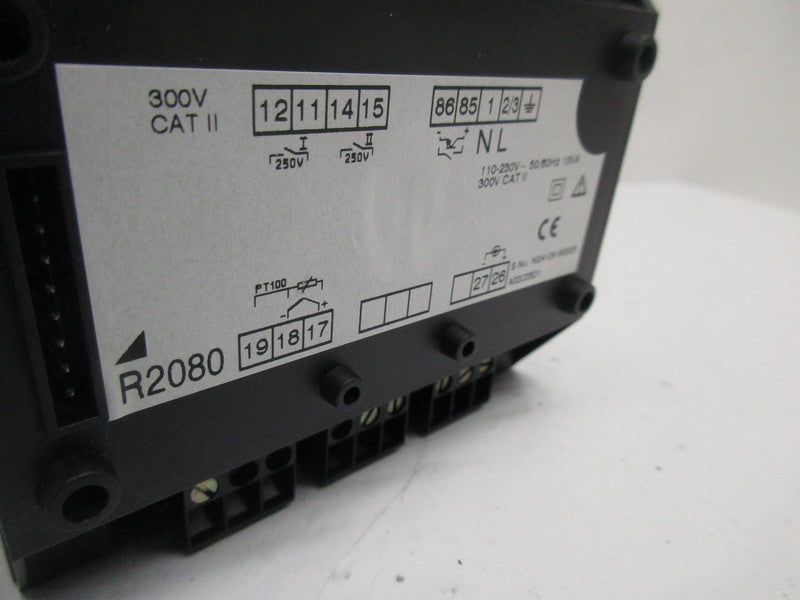 GOSSEN METRAWATT R2080 COMPACT CONTROLLER  NSNP