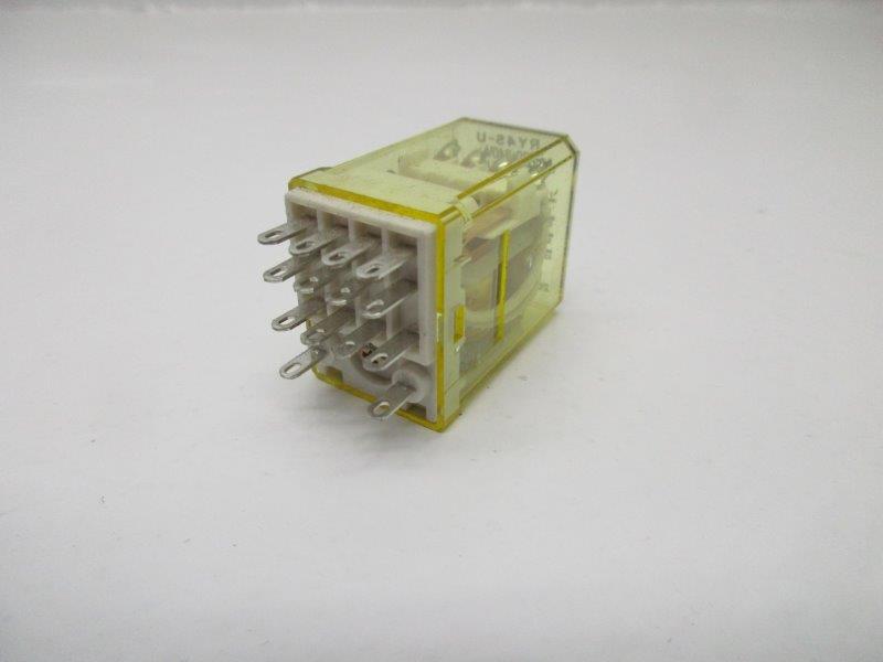 IDEC RY4S-UC 220-240VAC  NSNP