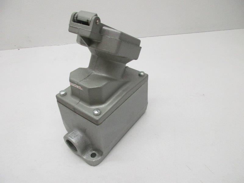 CROUSE HINDS ENRC21201-M3  NSNP