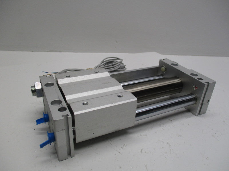 SMC CY1SG25-105Z-A93VL NSNP