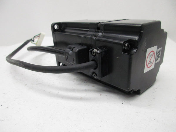 YASKAWA SGMAS-04AGA-SU12 SERVO MOTOR  NSNP
