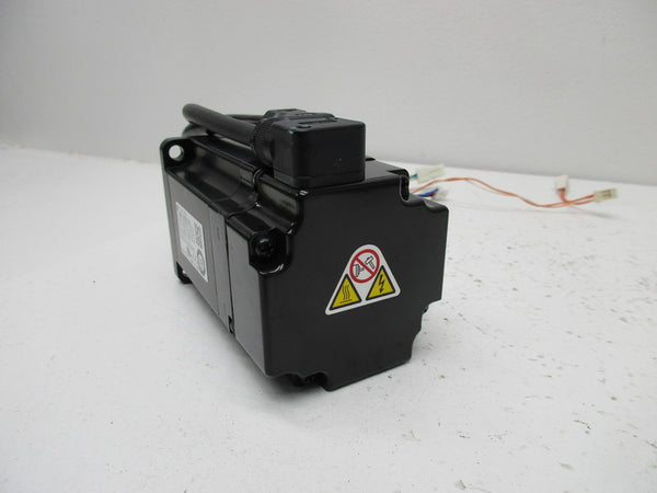 YASKAWA SGMJV-04A3A-SU11 SERVO MOTOR  NSNP