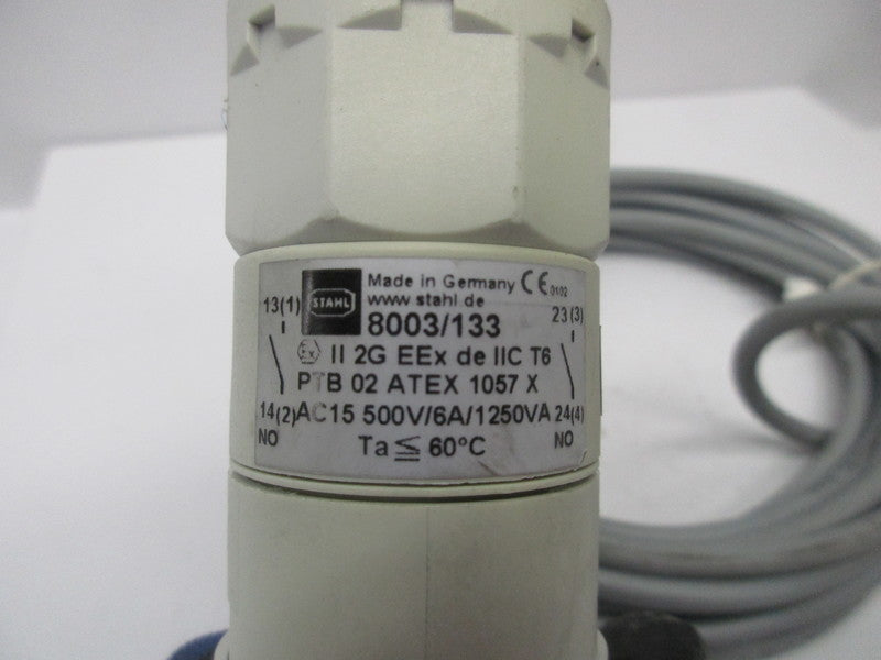 STAHL 8003/133 MOUNT E-STOP SWITCH  UNMP