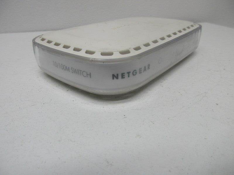 NETGEAR FS605 ETHERNET SWITCH 5PORT 10/100  UNMP