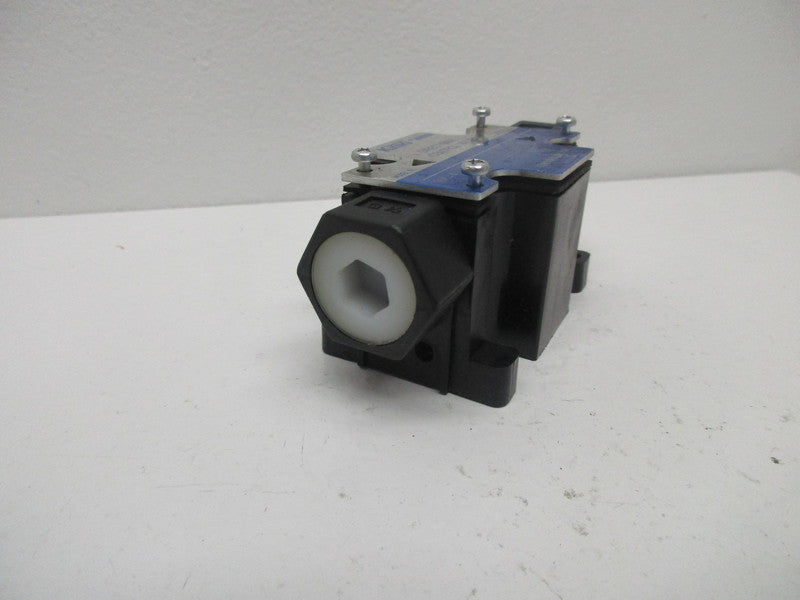 TOKYO KEIKI DG4V-3-6C-M-P7-H-7-54 CONTROL VALVE  NSNP
