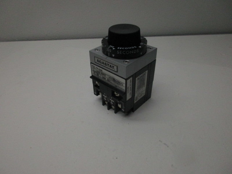 AGASTAT 7012AE TIMING RELAY 120V 20-200 SEC  NSMP