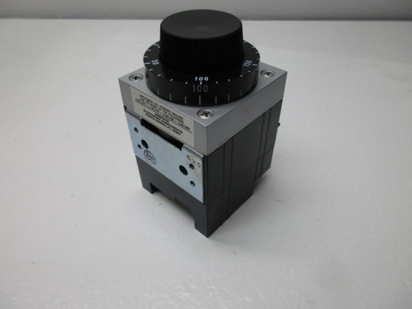 AGASTAT 7012AE TIMING RELAY 120V 20-200 SEC  NSMP