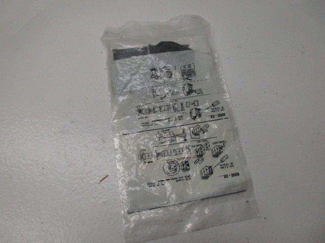 ALLEN BRADLEY 800E-3LX11 SER.B  FACTORY PACKAGE