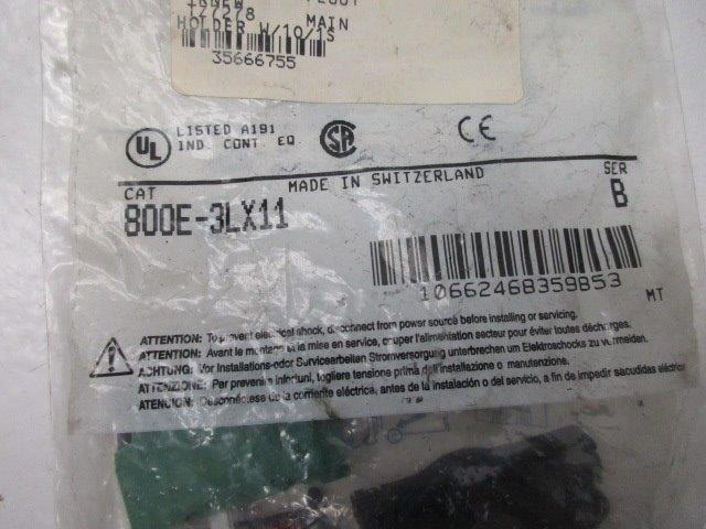 ALLEN BRADLEY 800E-3LX11 SER.B  FACTORY PACKAGE