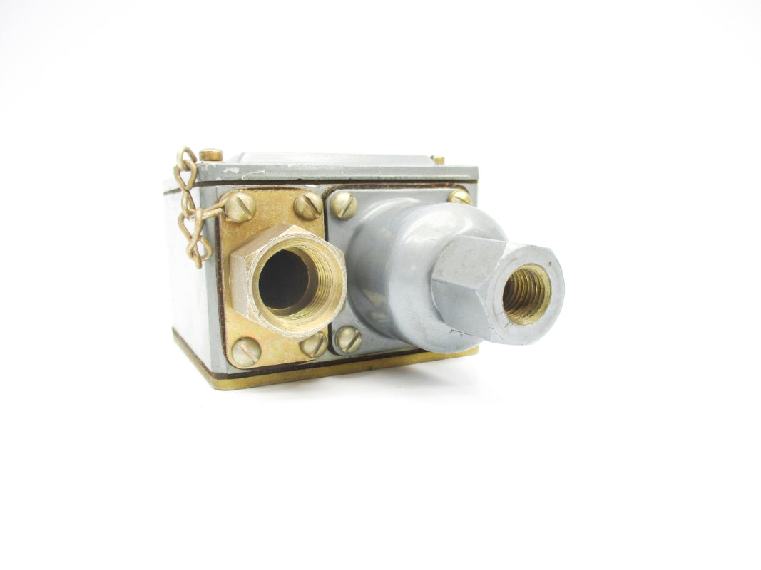 ALLEN BRADLEY 836T-T250J SER. A 600VAC 12A 50PSI UNMP