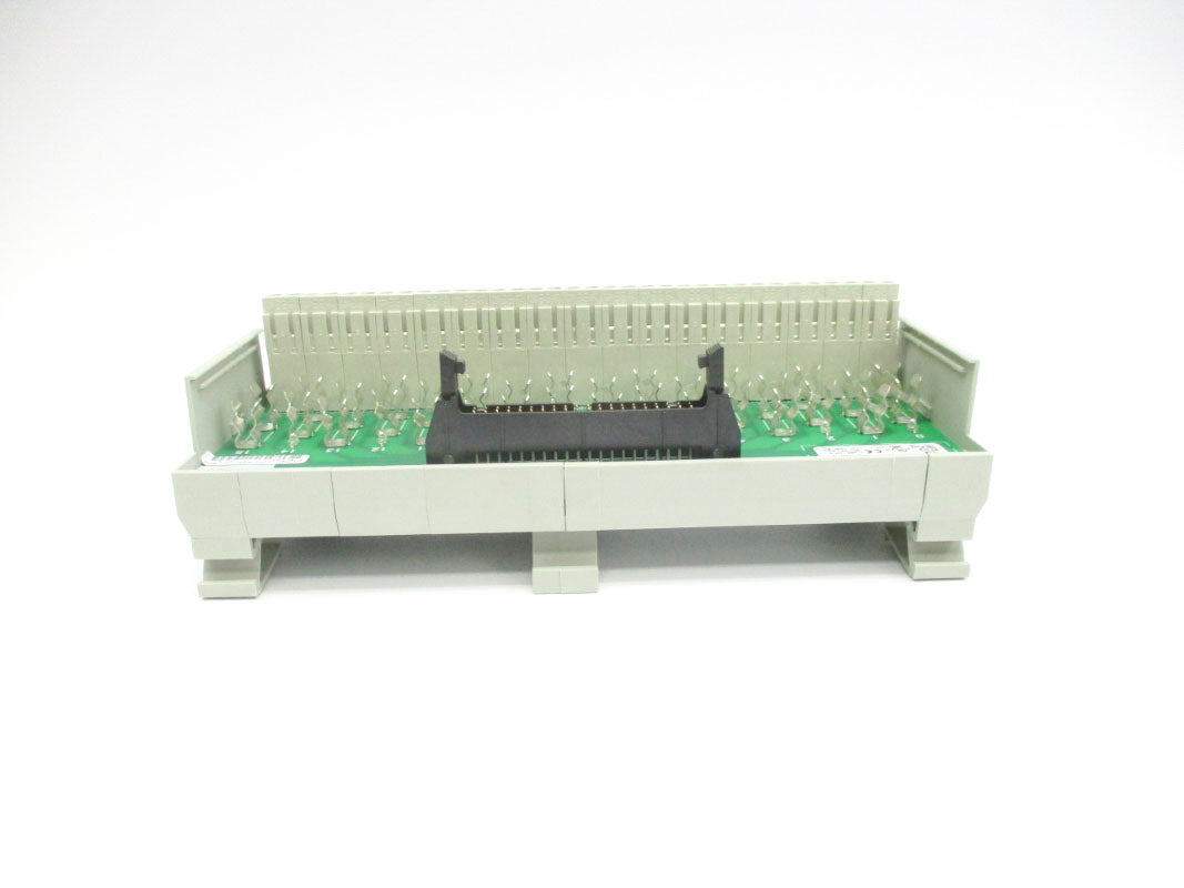 ALLEN BRADLEY 1492-IFM40F-FS120A-4 SER. A 85-132VAC/DC NSMP