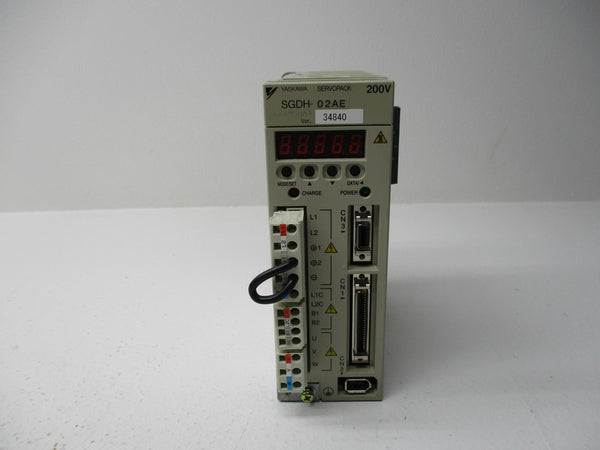 YASKAWA SGDH-02AE 200-230V 3.4A NSMP