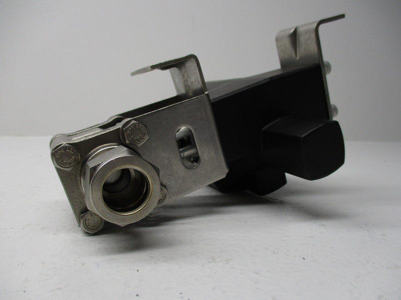 SWAGELOK SS-R63CS12-33C  NSMP