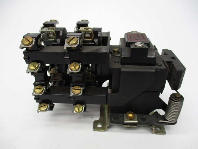 INDUSTRIAL SPARE PART B-800A 10A 600V (AS PICTURED) UNMP