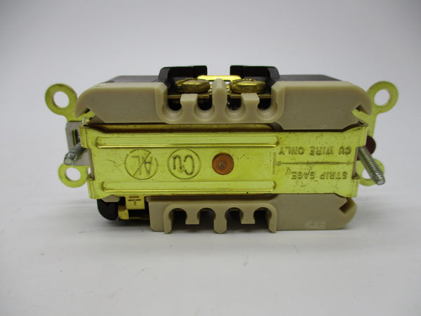 HUBBELL HBL4700 125V 15A NSMP