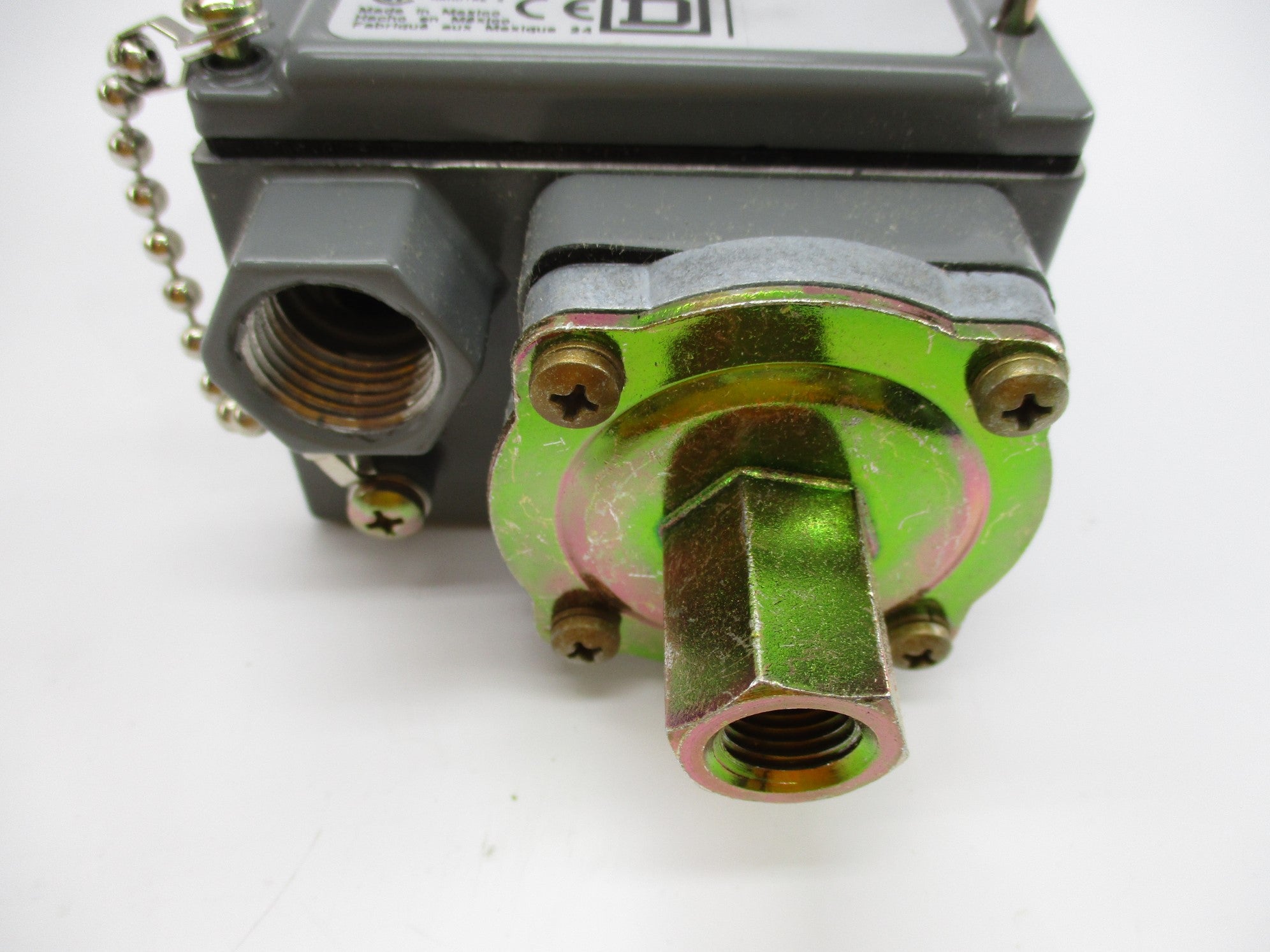 SQUARE D 9012GAW-4 SER. C 240PSI NSMP