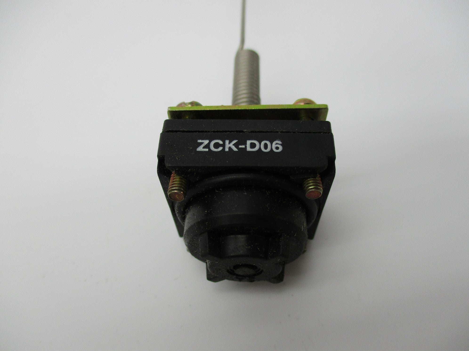 TELEMECANIQUE ZCK-D06 NSMP