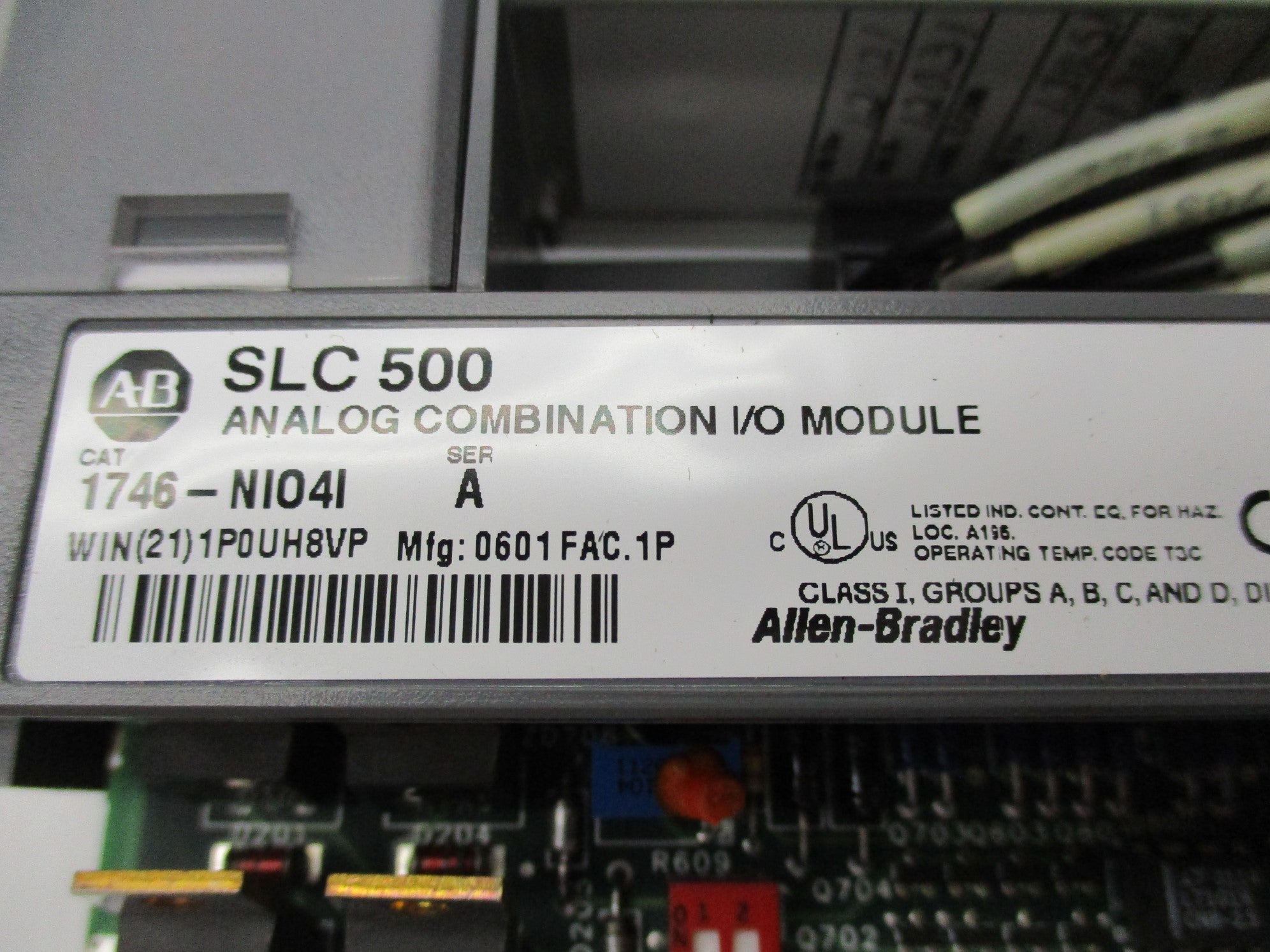 ALLEN BRADLEY 1746-NIO4I SER. A 10VDC UNMP