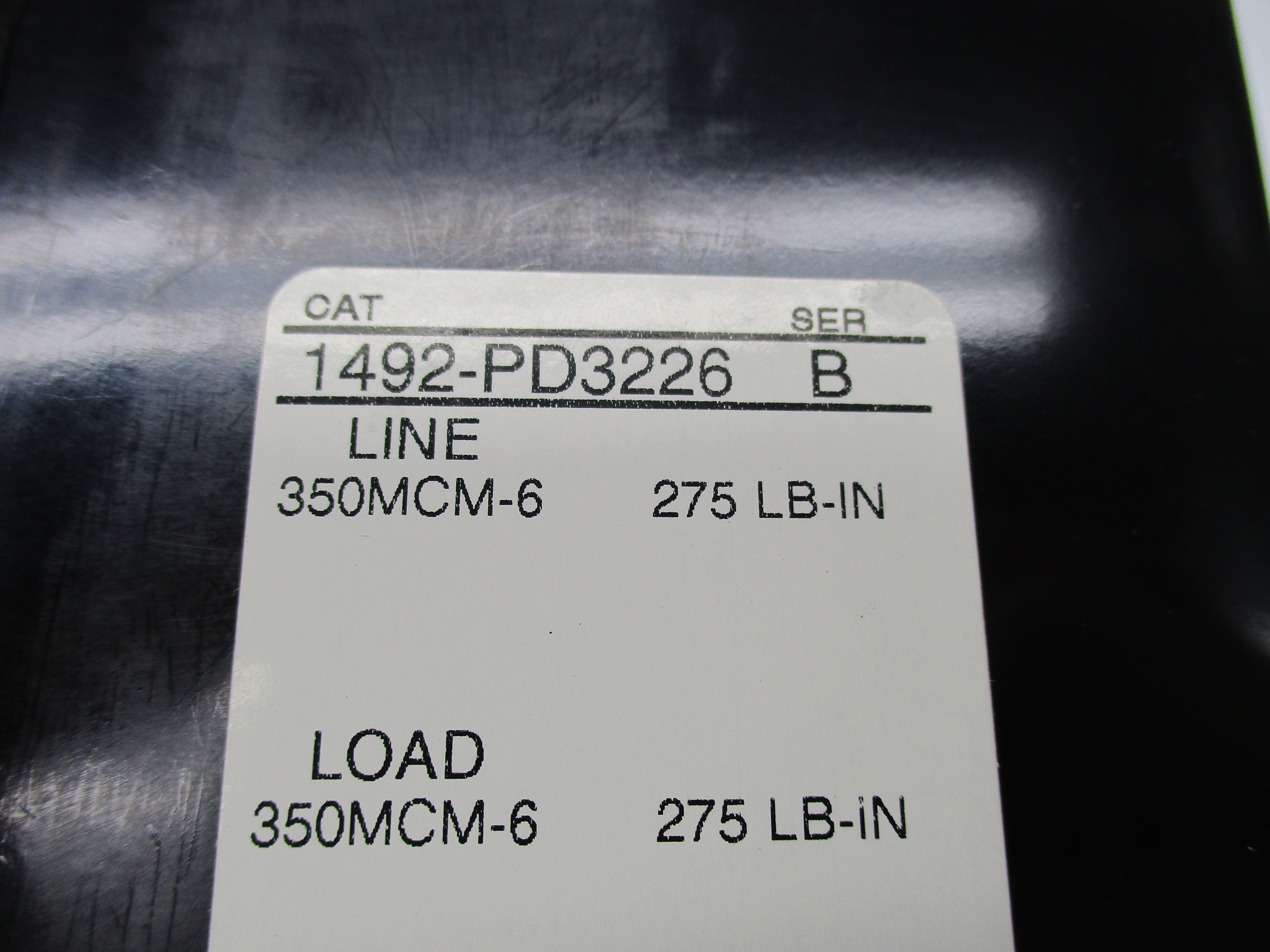 ALLEN BRADLEY 1492-PD3226 SER. B 600V 620A (BR/WH) NSMP