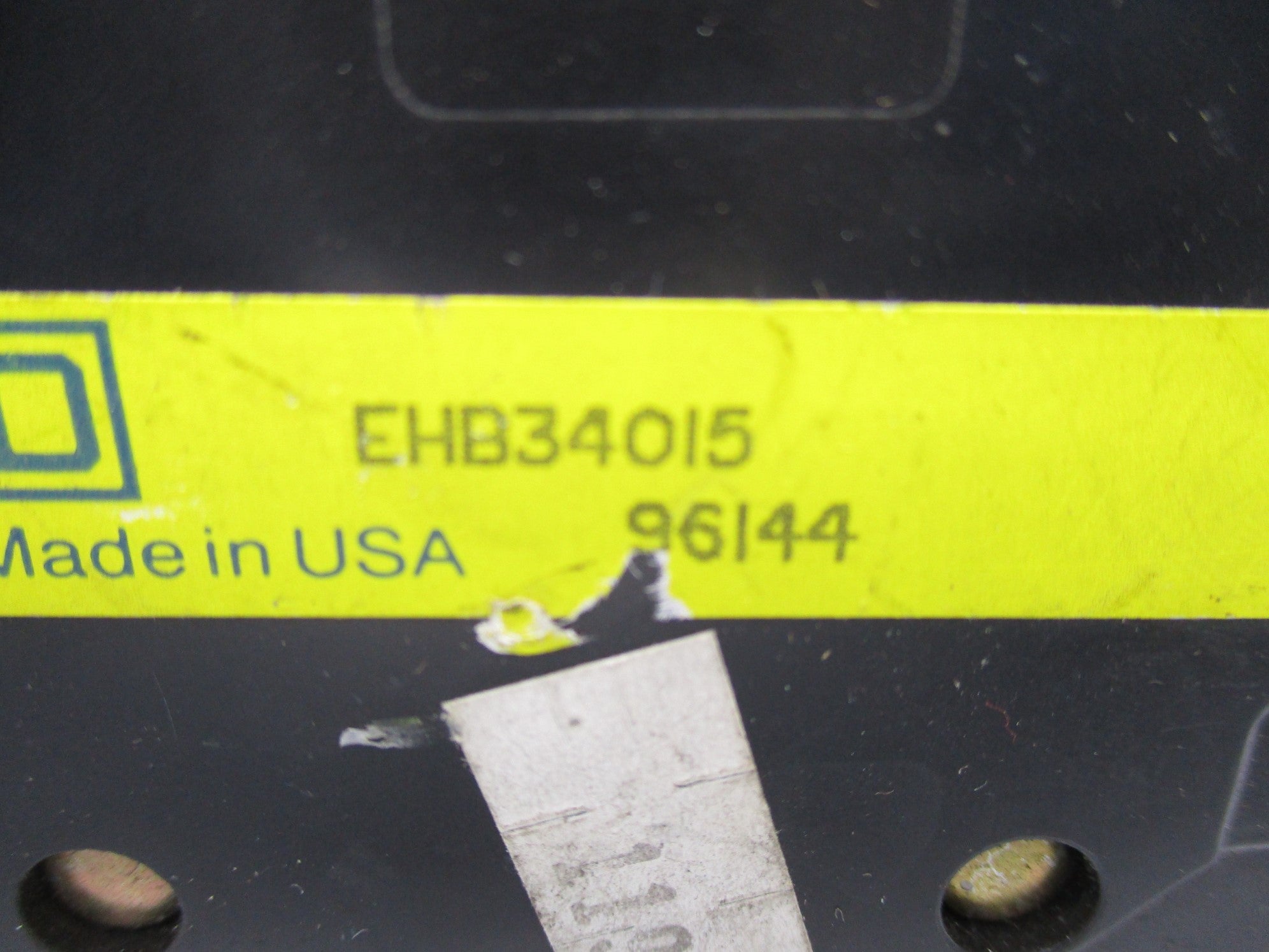 SQUARE D EHB34015 277V 15A NSNP