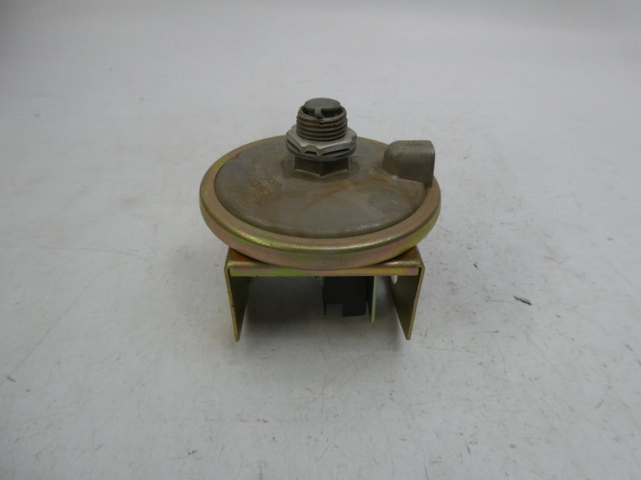 DWYER 1823-5 480VAC 15A 25PSI NSNP