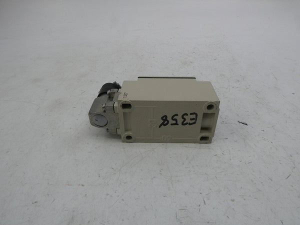 DAYTON 14H174 500V 10A NSNP