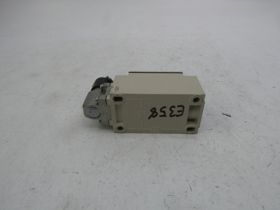 DAYTON 14H174 500V 10A NSNP