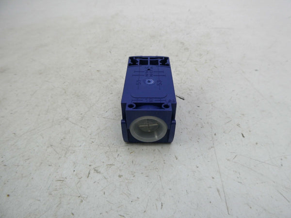 TELEMECANIQUE ZCP21 240V 3A (AS PICTURED) NSMP