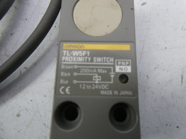 OMRON TL-W5F1 12-24VDC NSMP