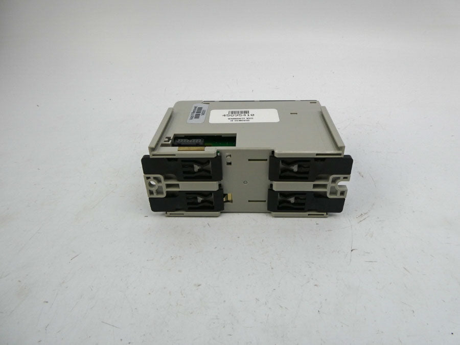 ALLEN BRADLEY 1769-OA16 SER. A F/W 3.1 24VDC NSMP