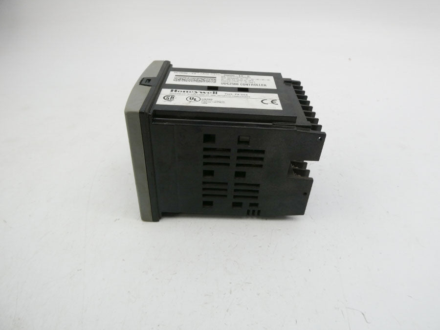 HONEYWELL DC2500-CE-1A00-210-00000-E0-0 90-250VAC NSNP