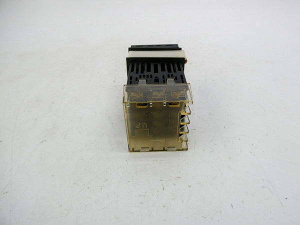 OMRON E5CN-R2MP-500 100-240VAC NSNP