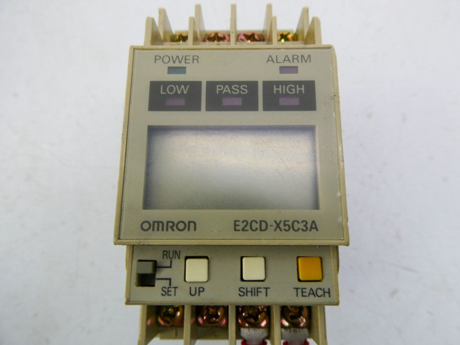 OMRON E2CD-X5C3A 12-24VDC UNMP